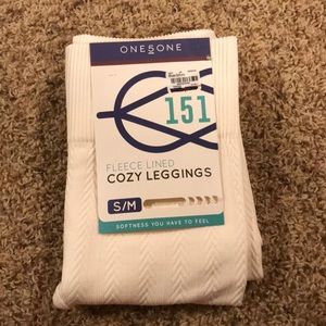 Whit fleece lined leggings. Brand new
